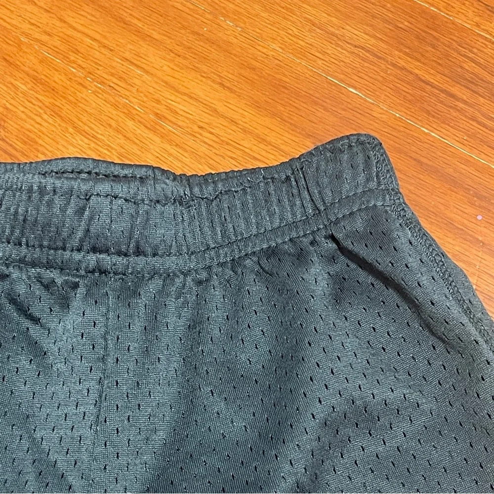 Nike Dri-FIT Toddler 3T 2-Piece Set Shirt & Athletic Shorts Gray Black Summer - Picture 7 of 10